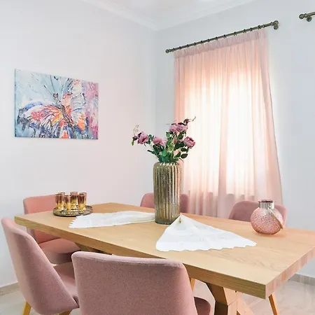 Aristea Luxury Apartment