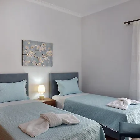Aristea's 2nd Floor Appartamento La Canea